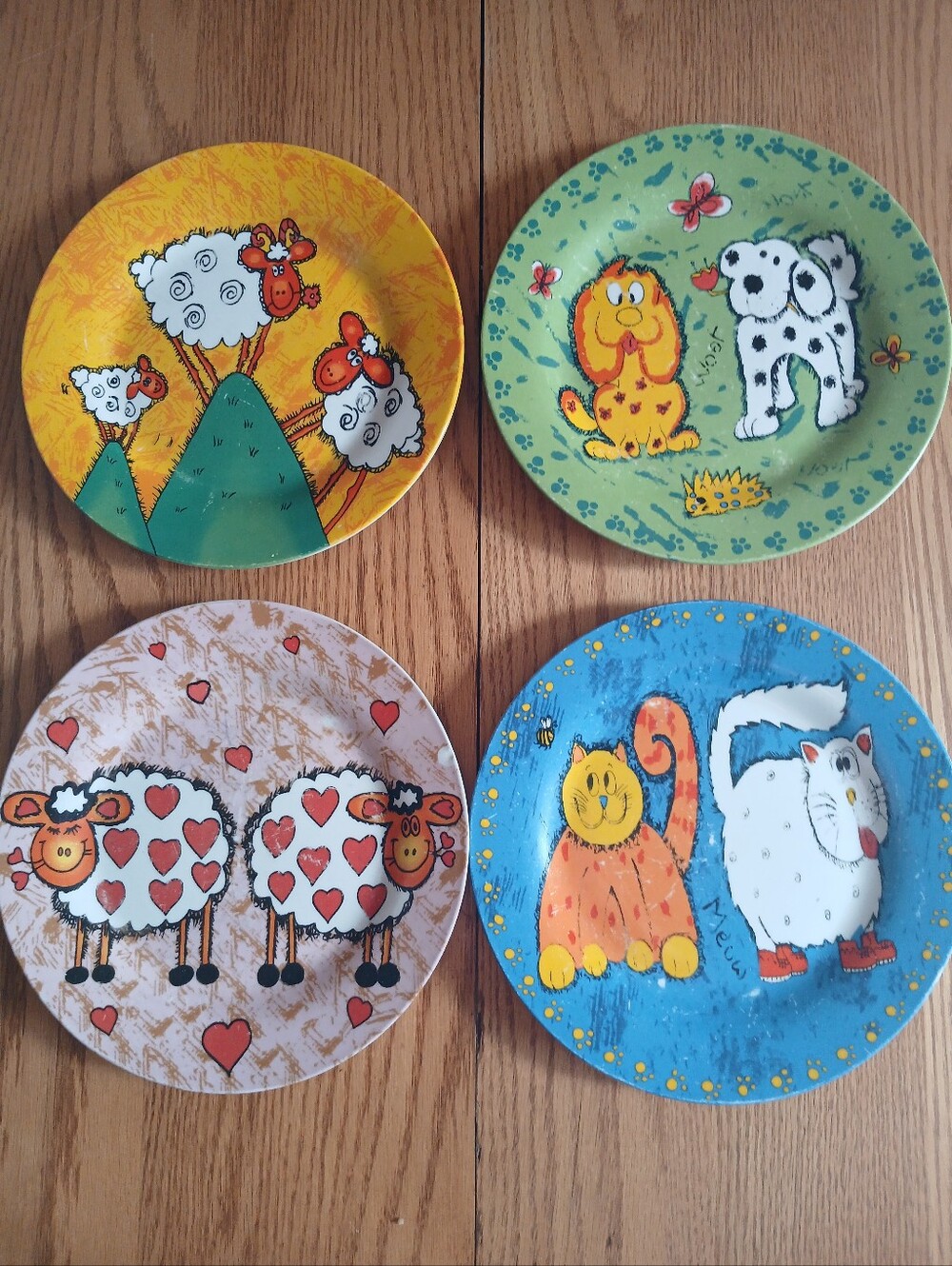 4 Colorful Ceramic Plate Set - Yellow, Green, Pink, Blue